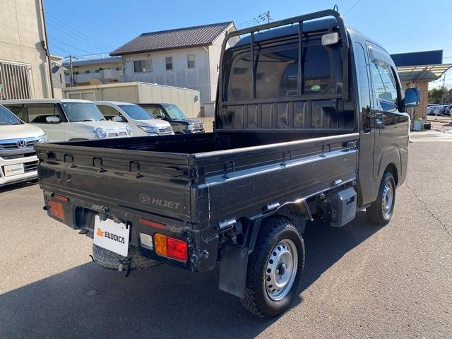DAIHATSU HIJET truck 4WD 2019
