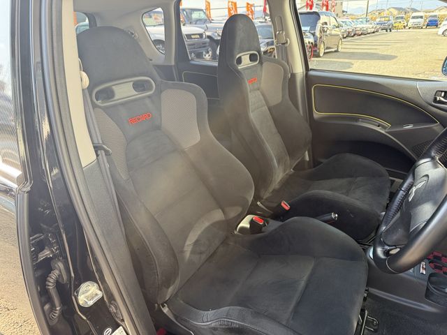 MITSUBISHI COLT 2006