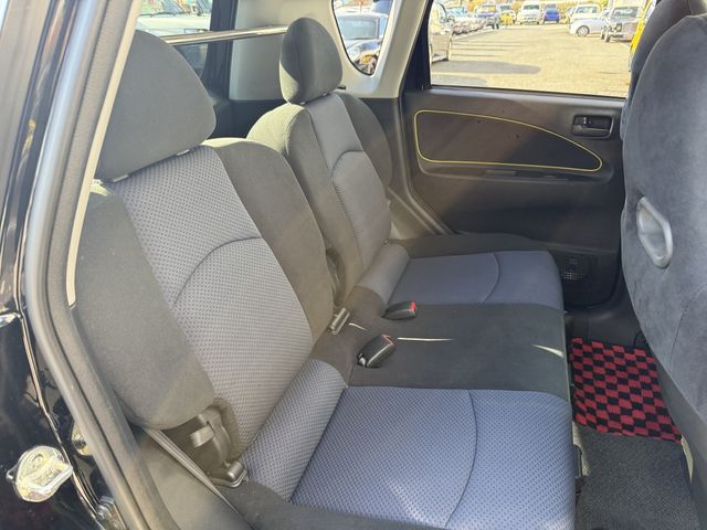 MITSUBISHI COLT 2006