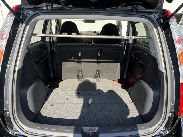 MITSUBISHI COLT 2006