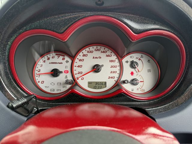 MITSUBISHI COLT 2006