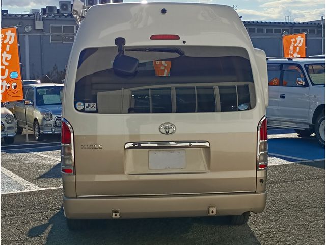 TOYOTA HIACE van 4WD 2010