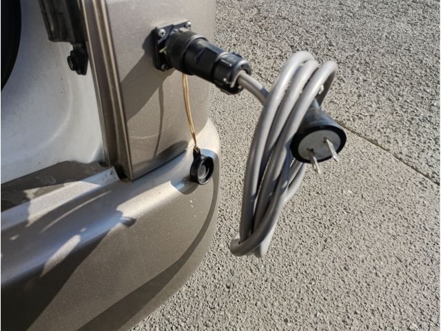 TOYOTA HIACE van 4WD 2010