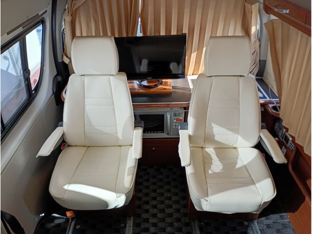 TOYOTA HIACE van 4WD 2010