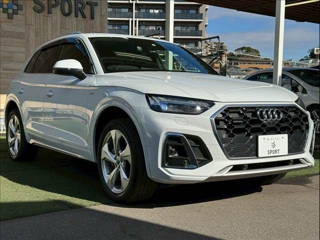 AUDI AUDI Q5 2022