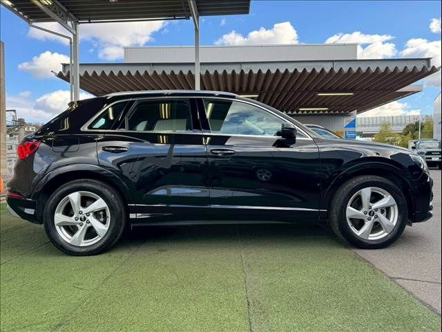 AUDI AUDI Q3 2023