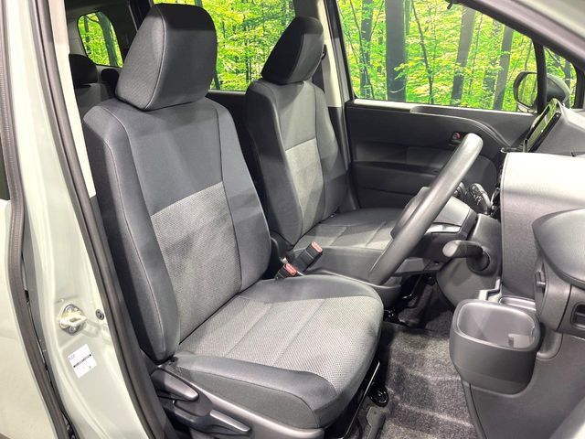 TOYOTA SIENTA HYBRID 2025