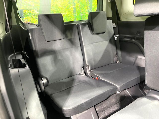 TOYOTA SIENTA HYBRID 2025