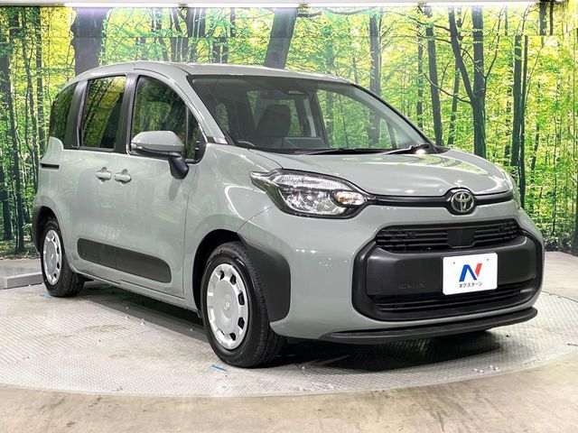 TOYOTA SIENTA HYBRID 2025