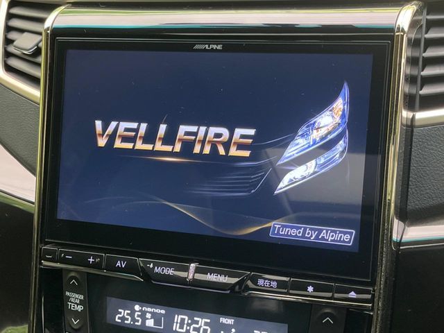 TOYOTA VELLFIRE 2012