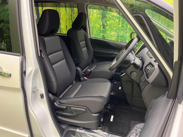 NISSAN SERENA  S-HYBRID 2021