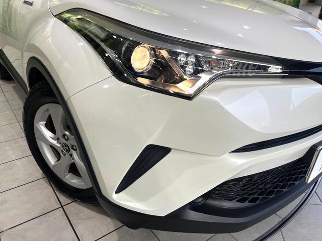 TOYOTA C-HR 2017