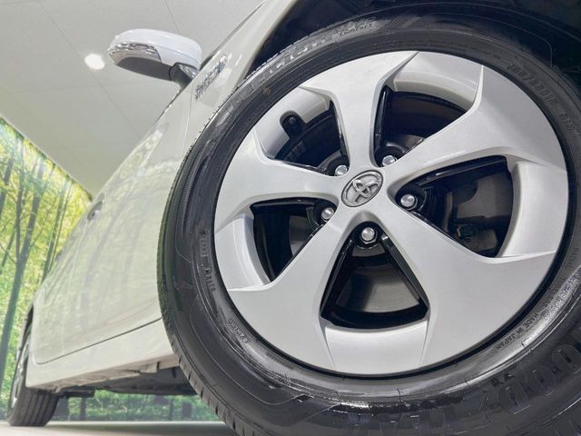 TOYOTA PRIUS PHV 2013