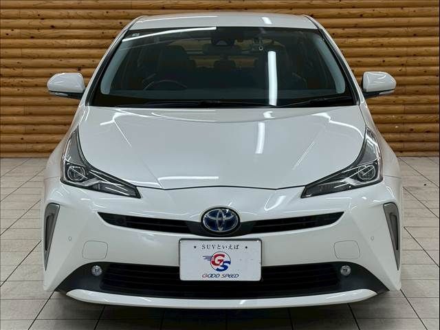 TOYOTA PRIUS 2019