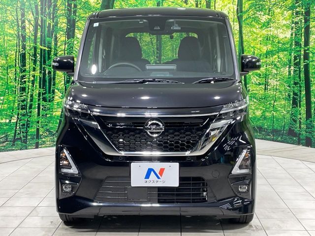 NISSAN ROOX 2021
