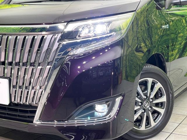 TOYOTA ESQUIRE HYBRID 2018