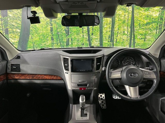 SUBARU LEGACY OUTBACK 2011