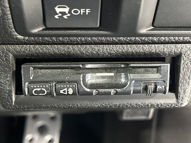 SUBARU LEGACY OUTBACK 2011