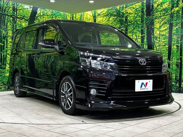 TOYOTA VOXY 2016