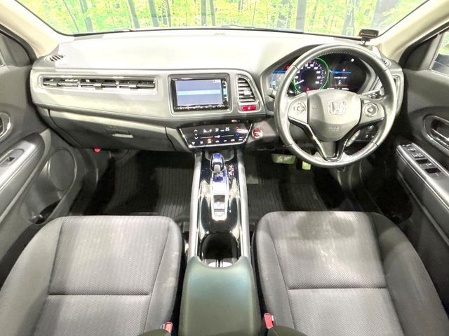 HONDA VEZEL HYBRID 2015