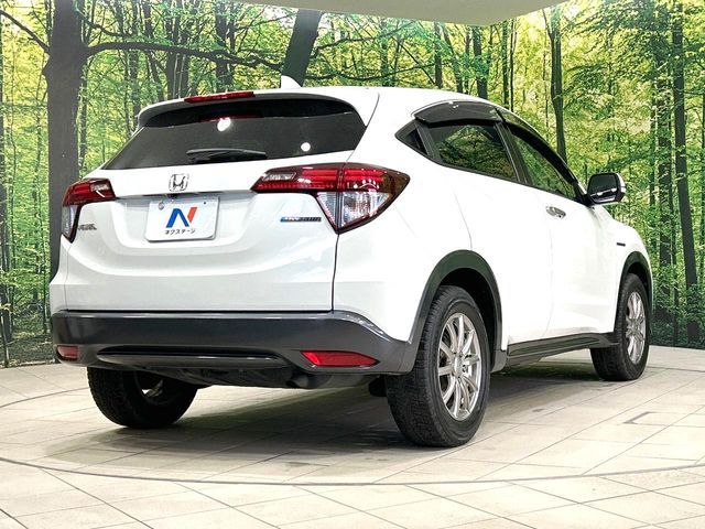 HONDA VEZEL HYBRID 2015