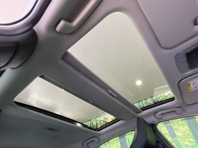 TOYOTA PRIUS 4WD 2023