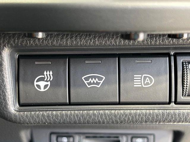 TOYOTA PRIUS 4WD 2023