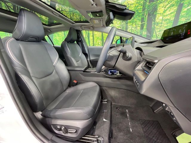 TOYOTA PRIUS 4WD 2023