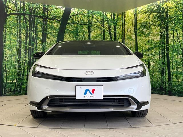 TOYOTA PRIUS 4WD 2023