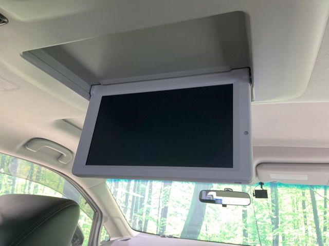 NISSAN ELGRAND  4WD 2014