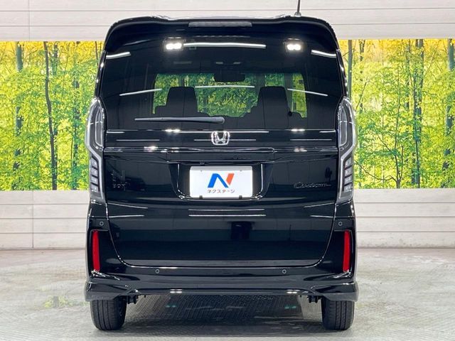 HONDA N BOX CUSTOM 2022