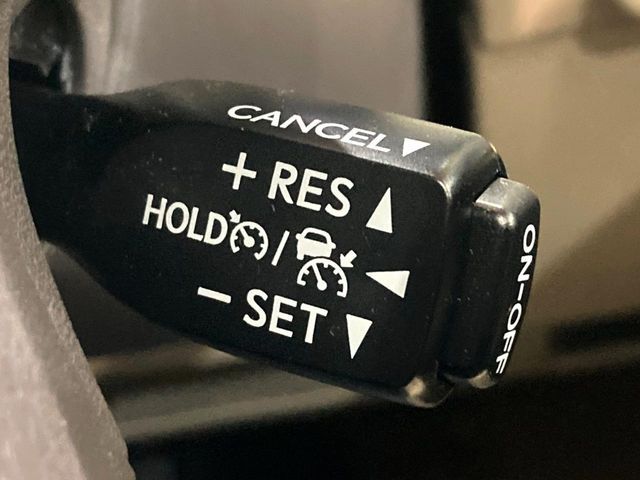 TOYOTA LANDCRUISER PRADO 2023