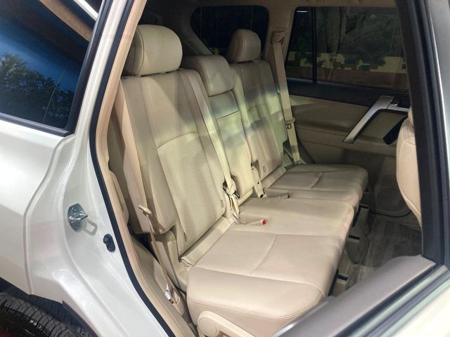 TOYOTA LANDCRUISER PRADO 2023