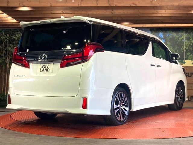 TOYOTA ALPHARD 2022