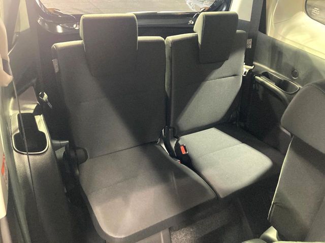 TOYOTA SIENTA HYBRID 2025