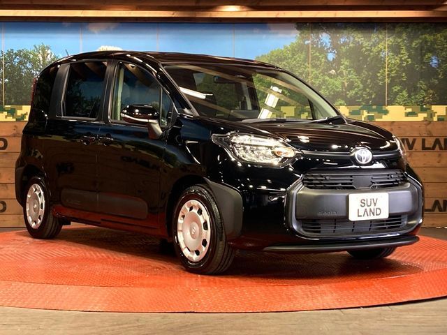 TOYOTA SIENTA HYBRID 2025