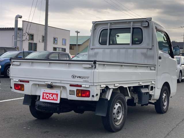 DAIHATSU HIJET truck 4WD 2016