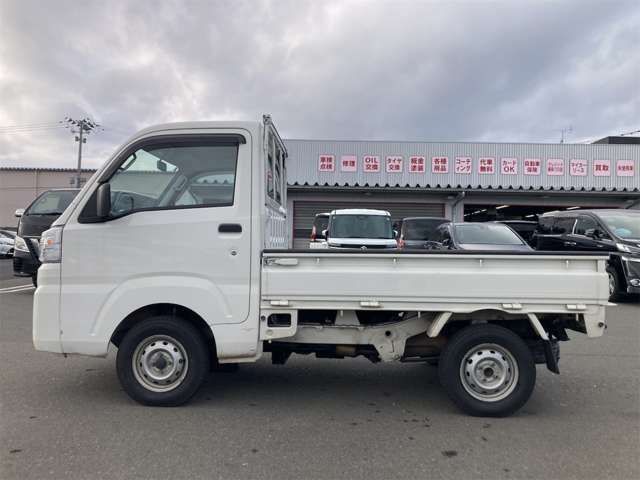 DAIHATSU HIJET truck 4WD 2016