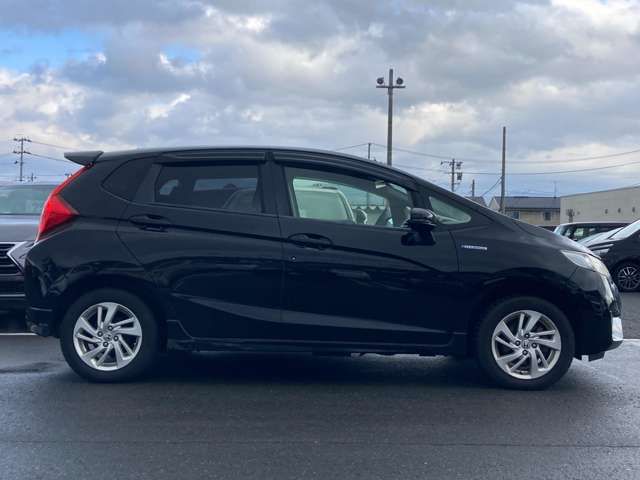 HONDA FIT HYBRID 4WD 2014