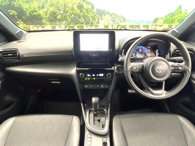 TOYOTA YARIS CROSS 2025