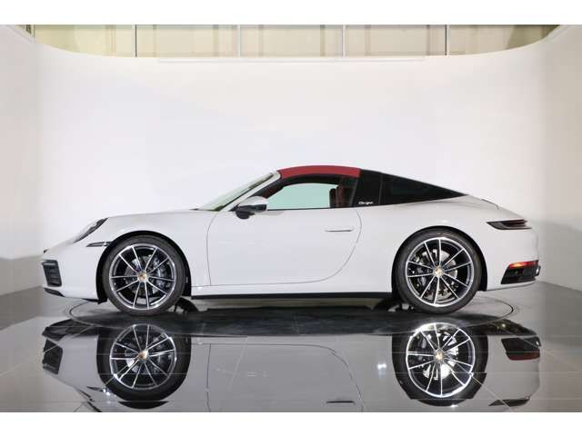 PORSCHE PORSCHE 911 2021