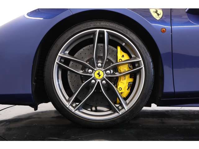 FERRARI FERRARI 488GTB 2016