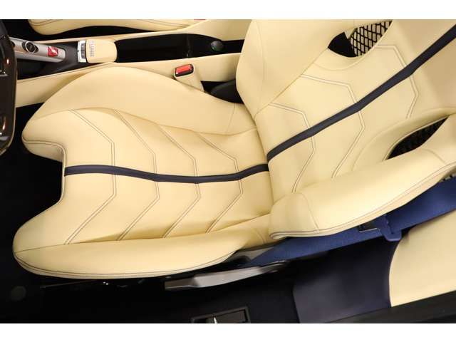 FERRARI FERRARI 488GTB 2016