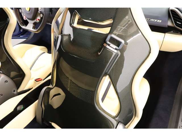 FERRARI FERRARI 488GTB 2016