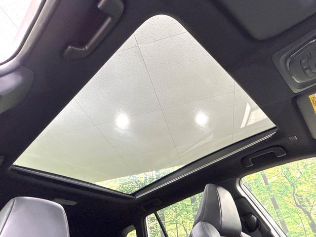 TOYOTA COROLLA CROSS HYBRID 2025