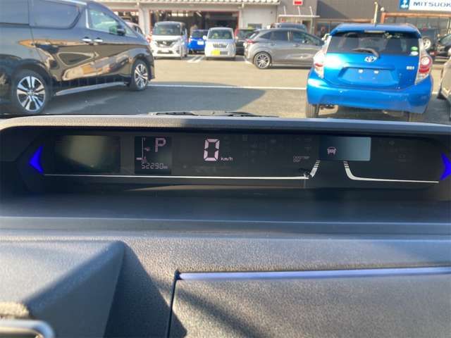 DAIHATSU TANTO CUSTOM 4WD 2022