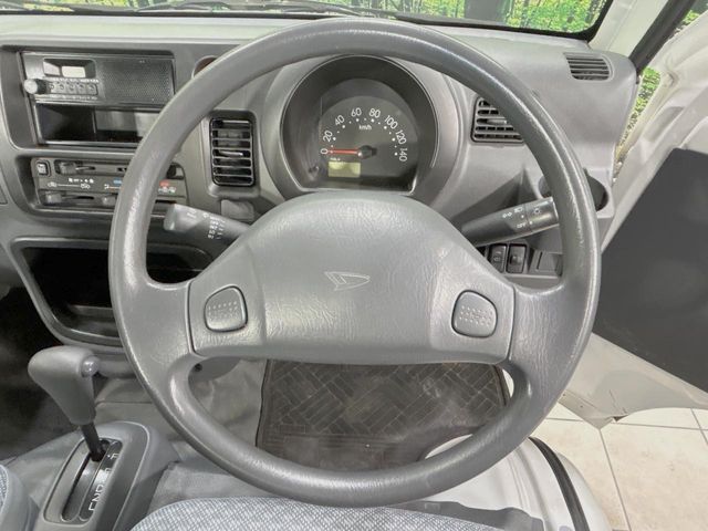 DAIHATSU HIJET truck 2014