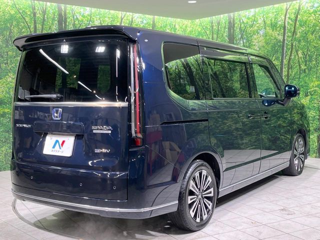 HONDA STEPWAGON e:HEV SPADA 2023