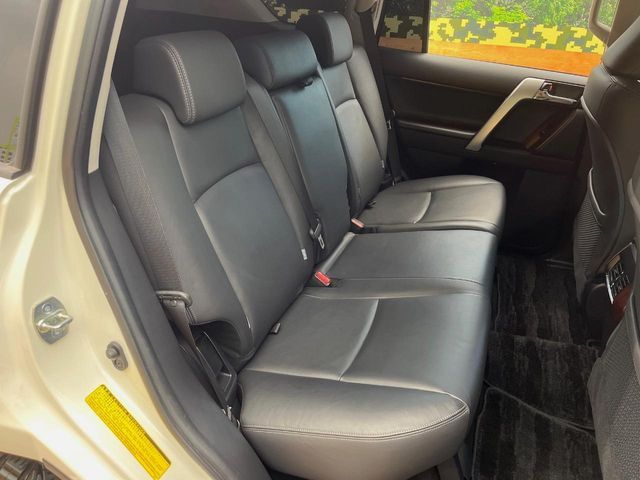 TOYOTA LANDCRUISER PRADO 2017