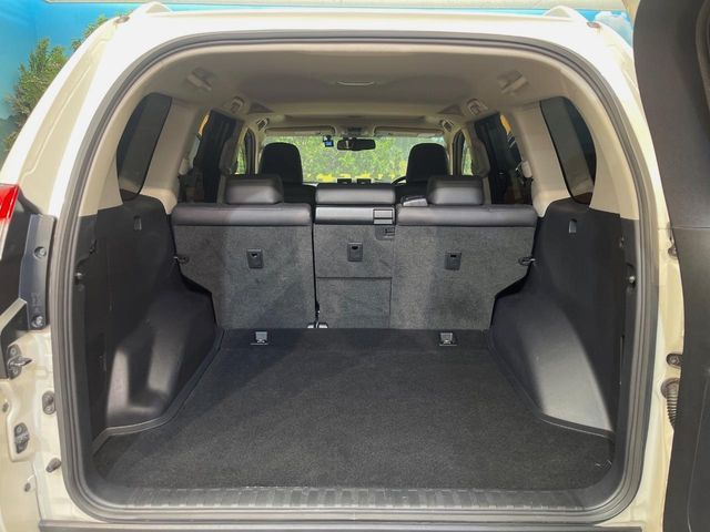 TOYOTA LANDCRUISER PRADO 2017